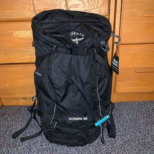 nwt OSPREY backpack w hydropak